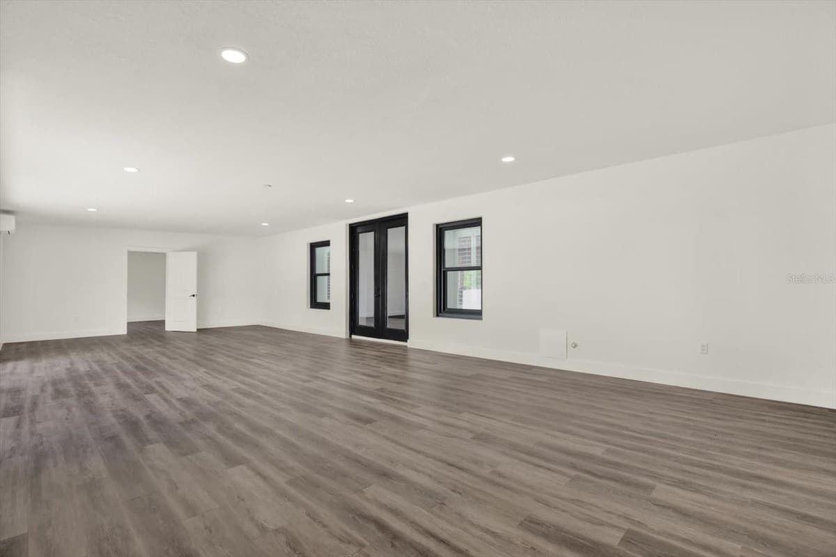 34370 RICHARDSON BOULEVARD — photo 42 of 54