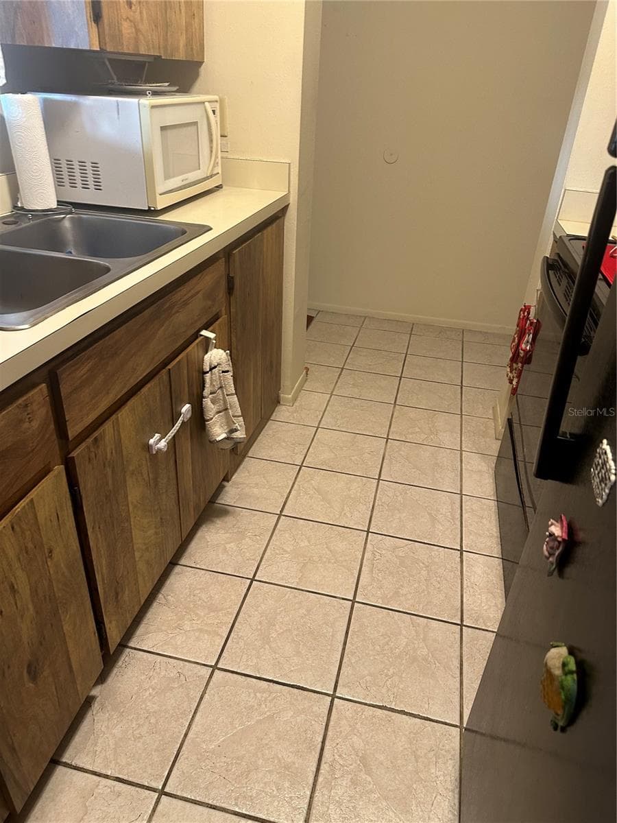 8440 OLD POST ROAD — photo 13 of 17