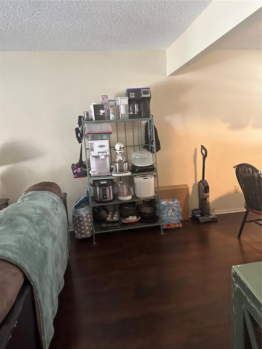 8440 OLD POST ROAD — photo 15 of 17