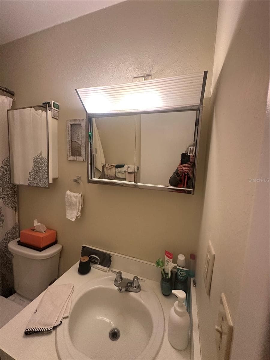 8440 OLD POST ROAD — photo 9 of 17