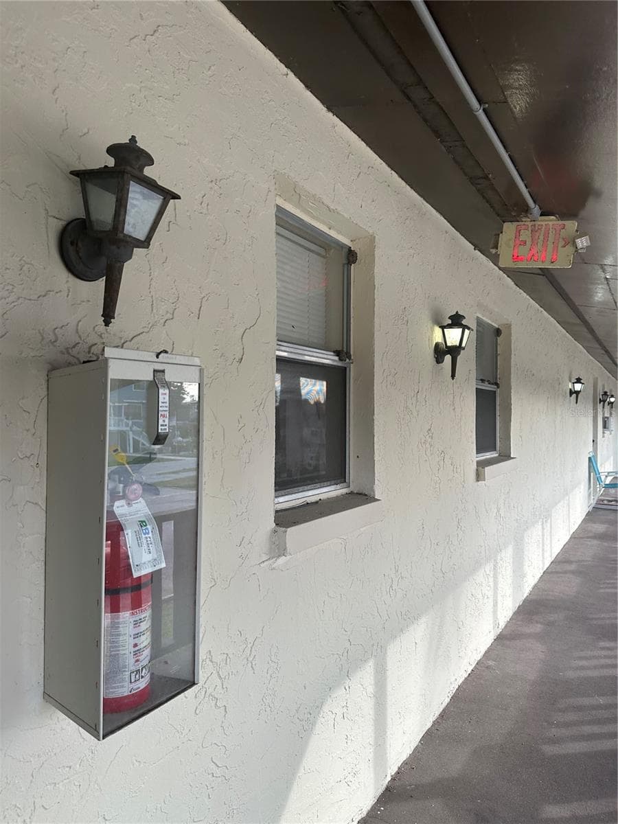 8440 OLD POST ROAD — photo 4 of 17