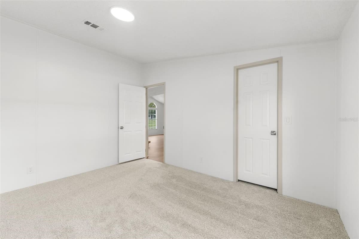 15591 46TH STREET — photo 24 of 33