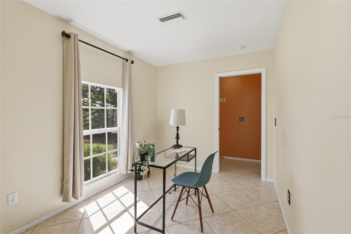 404 OXFORD DRIVE — photo 19 of 36