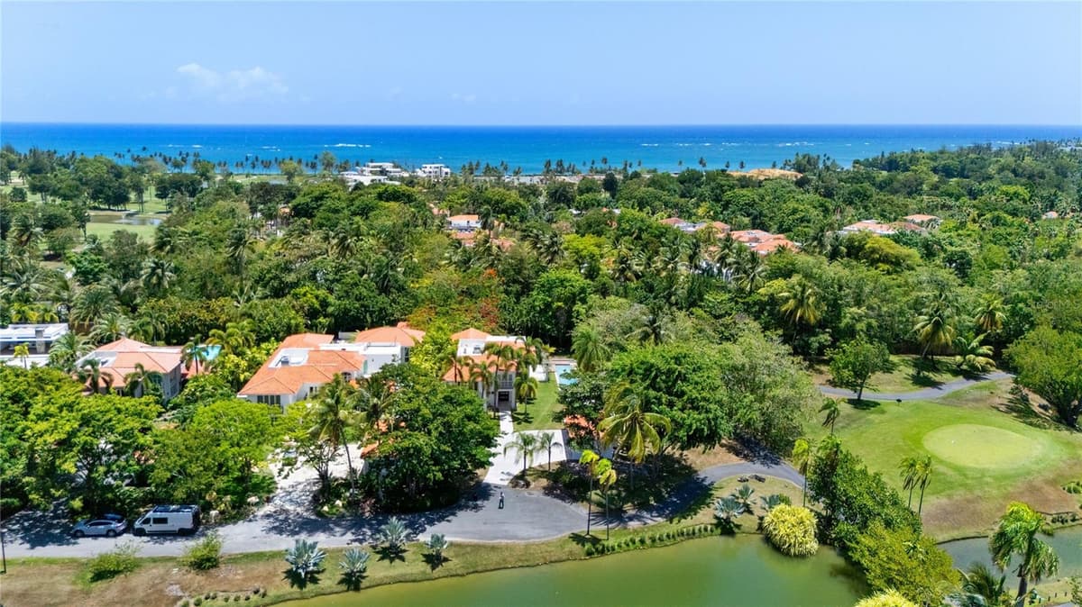121 DORADO BEACH EAST — photo 2 of 11