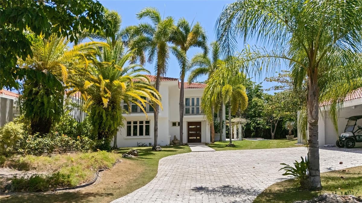 121 DORADO BEACH EAST — photo 8 of 11