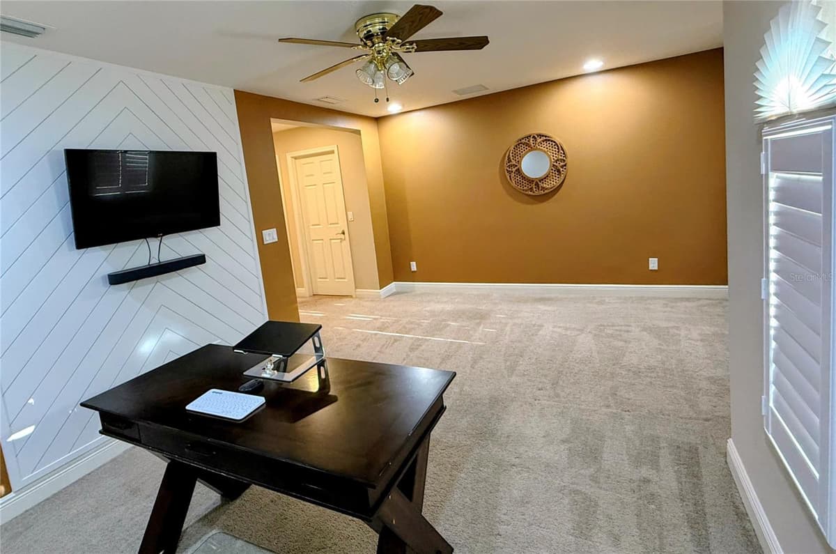 2468 WHITTLER BR BRANCH — photo 15 of 27