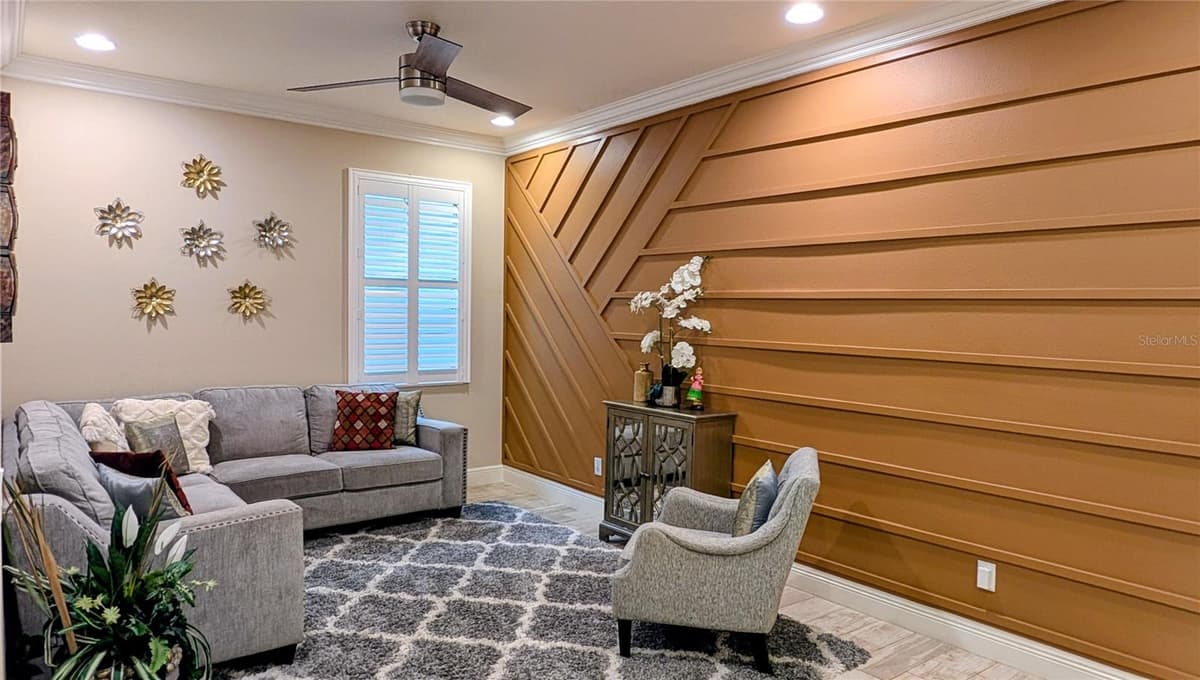 2468 WHITTLER BR BRANCH — photo 4 of 27