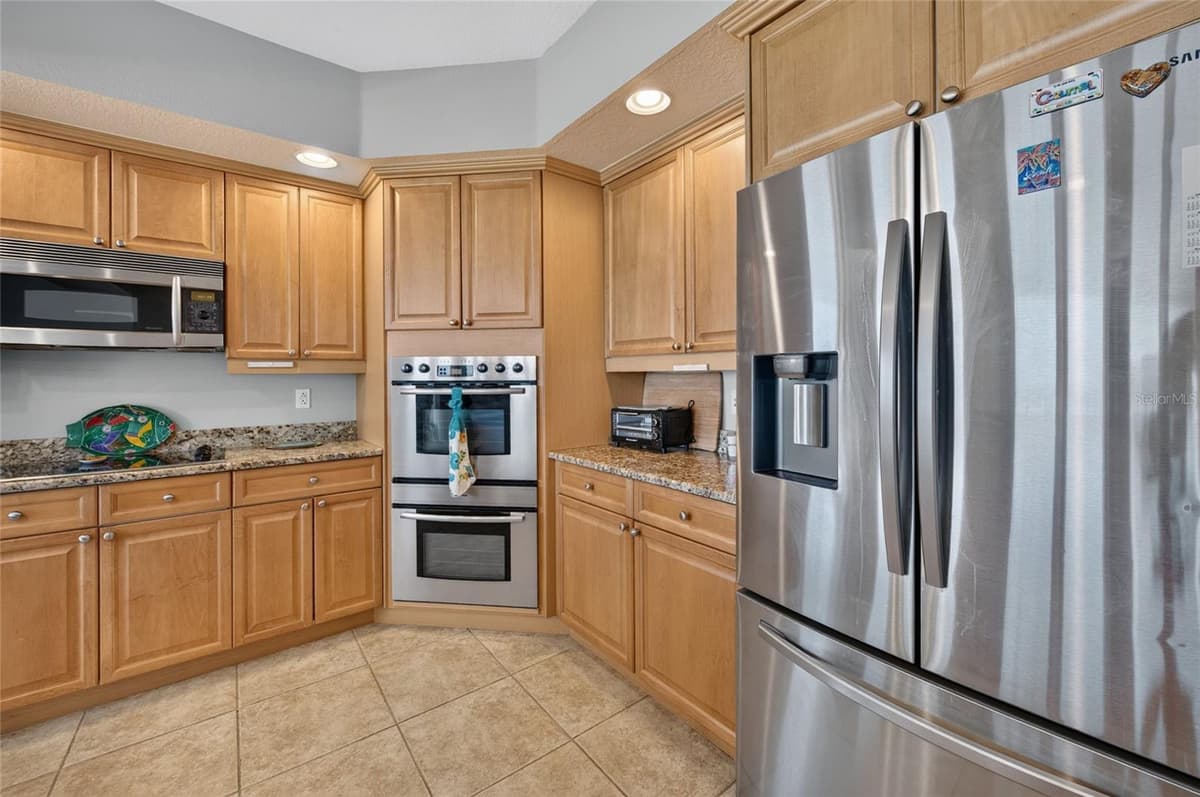 2901 ATLANTIC AVENUE — photo 15 of 49