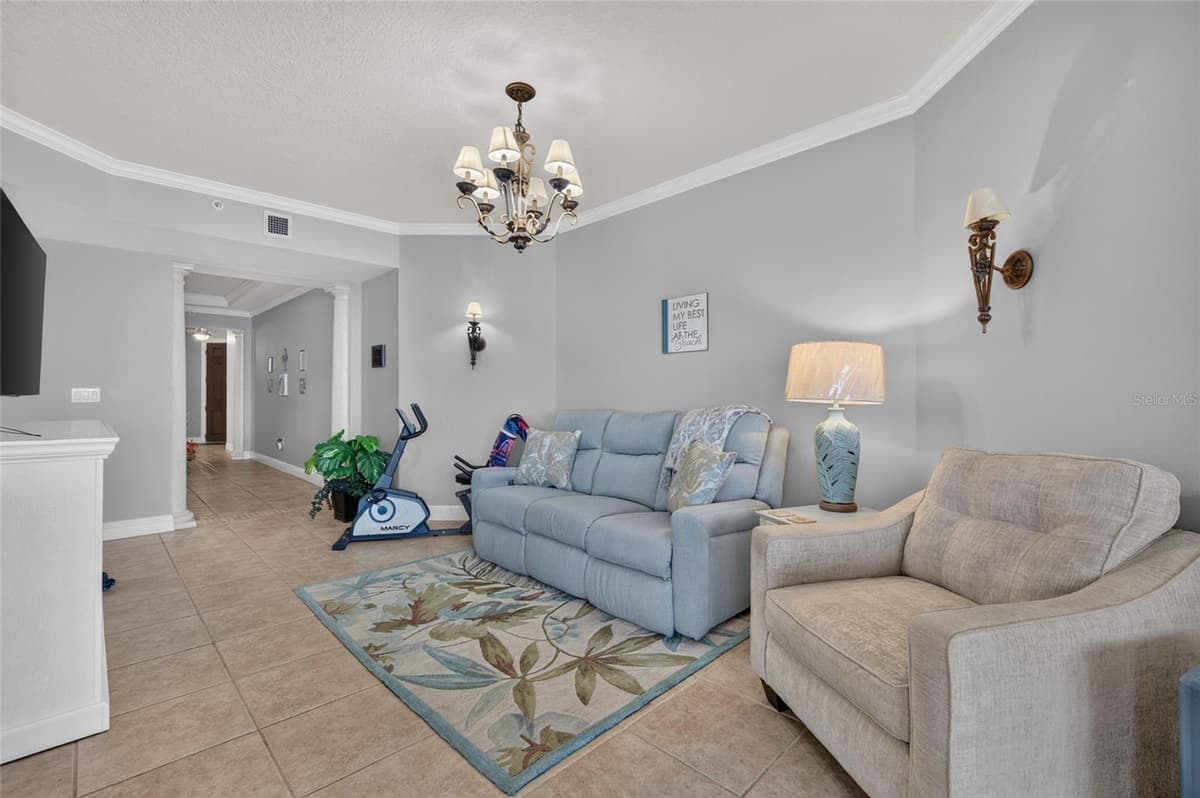 2901 ATLANTIC AVENUE — photo 9 of 49