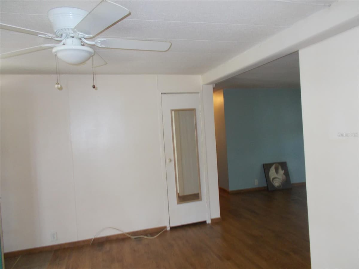 6872 HAAWI COURT — photo 10 of 54