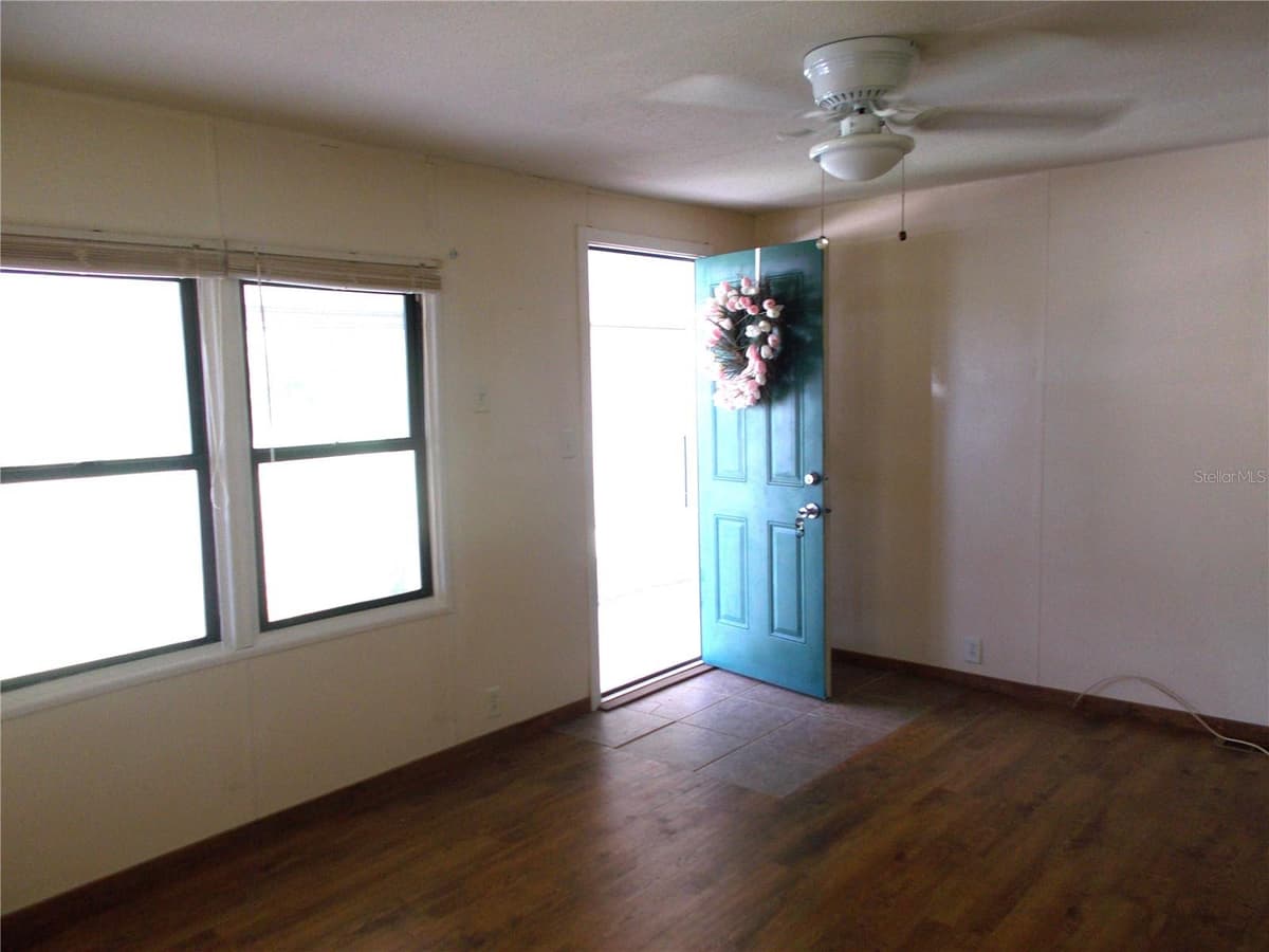 6872 HAAWI COURT — photo 9 of 54