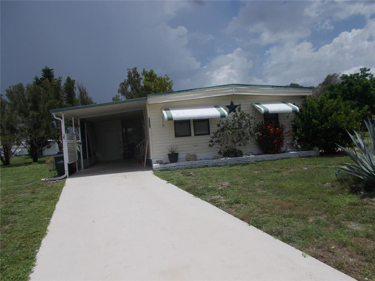 6872 HAAWI COURT — photo 2 of 54