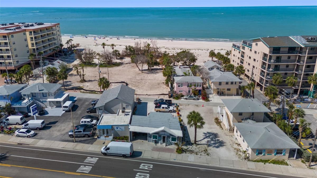 13062 GULF BOULEVARD — photo 14 of 72