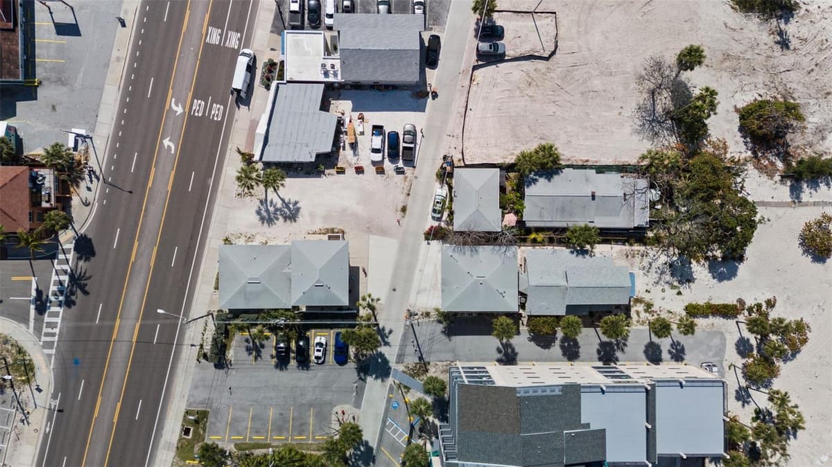 13062 GULF BOULEVARD — photo 11 of 72