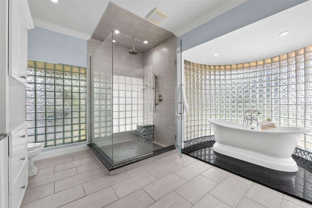 229 FLAME AVENUE — photo 10 of 66
