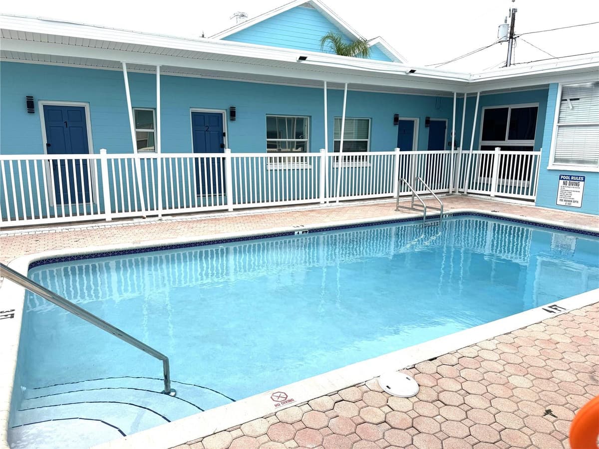 13343 GULF BOULEVARD — photo 12 of 16