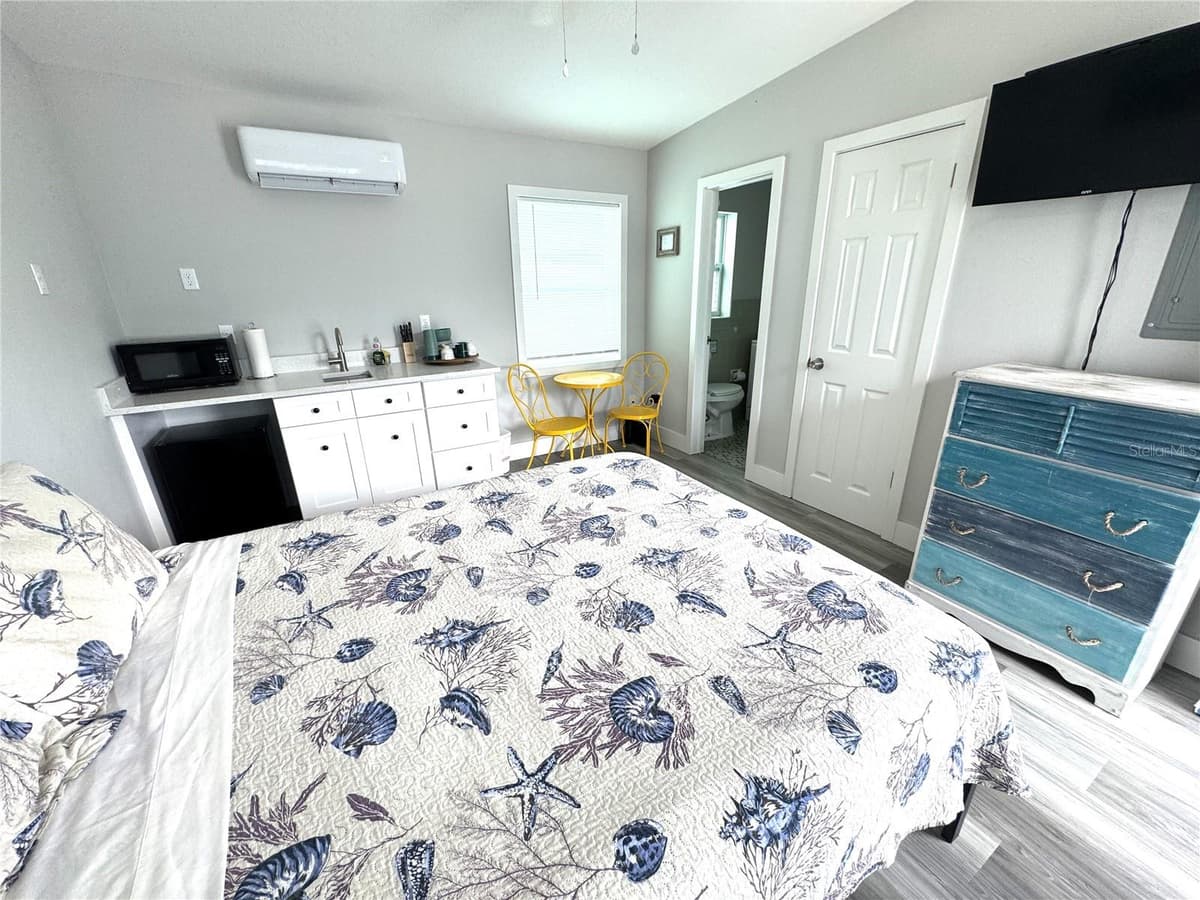 13343 GULF BOULEVARD — photo 4 of 16