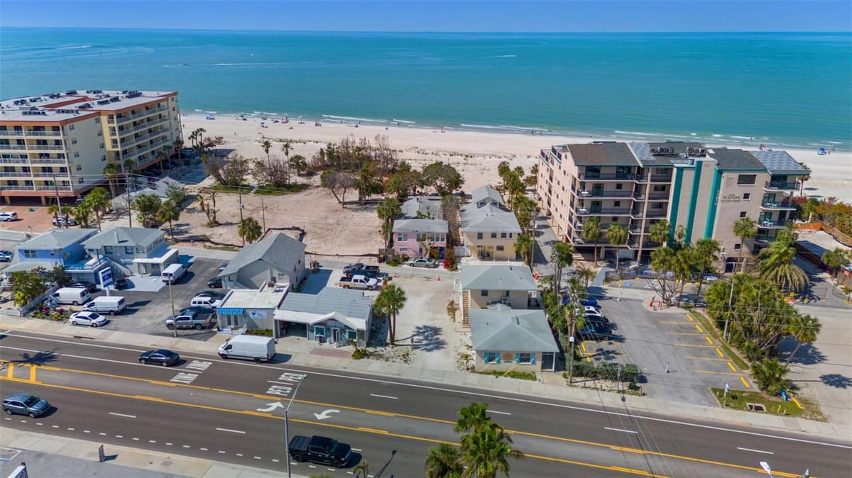 13062 GULF BOULEVARD — photo 10 of 73