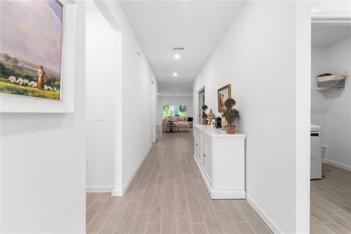 13941 CONVERGENCE BOULEVARD — photo 26 of 51