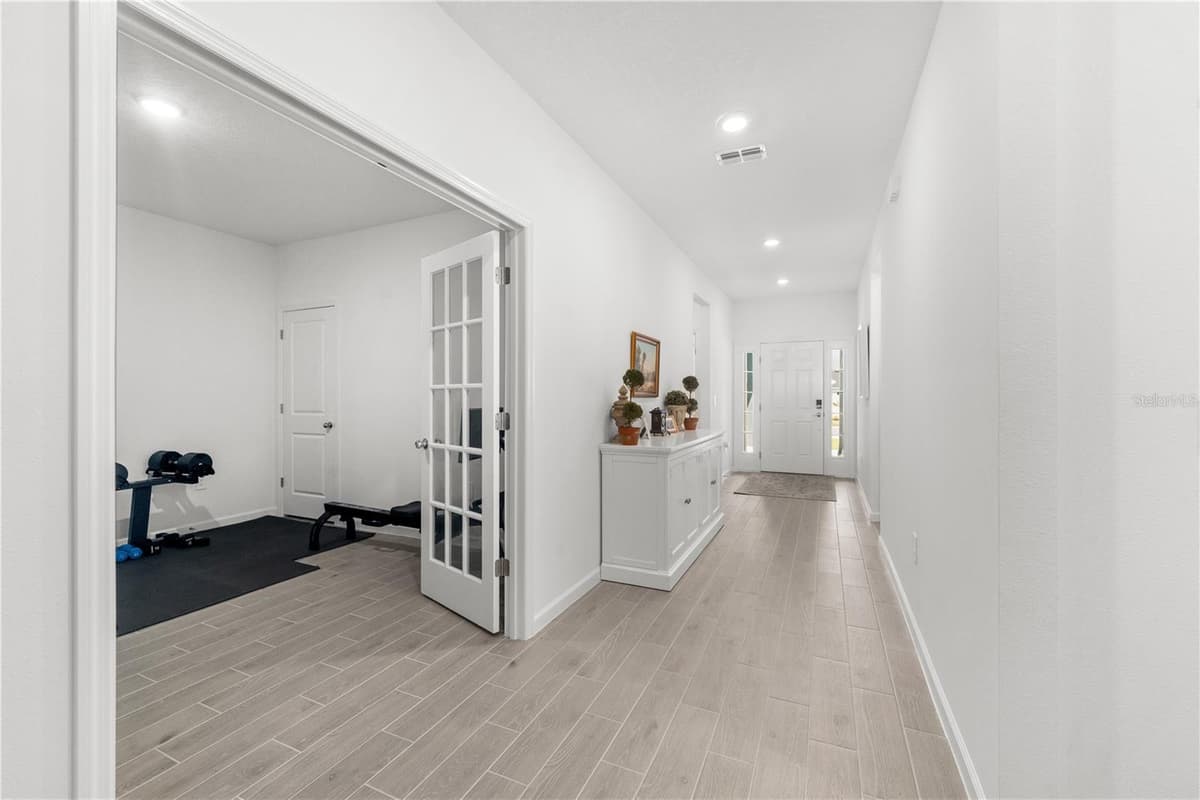 13941 CONVERGENCE BOULEVARD — photo 3 of 51