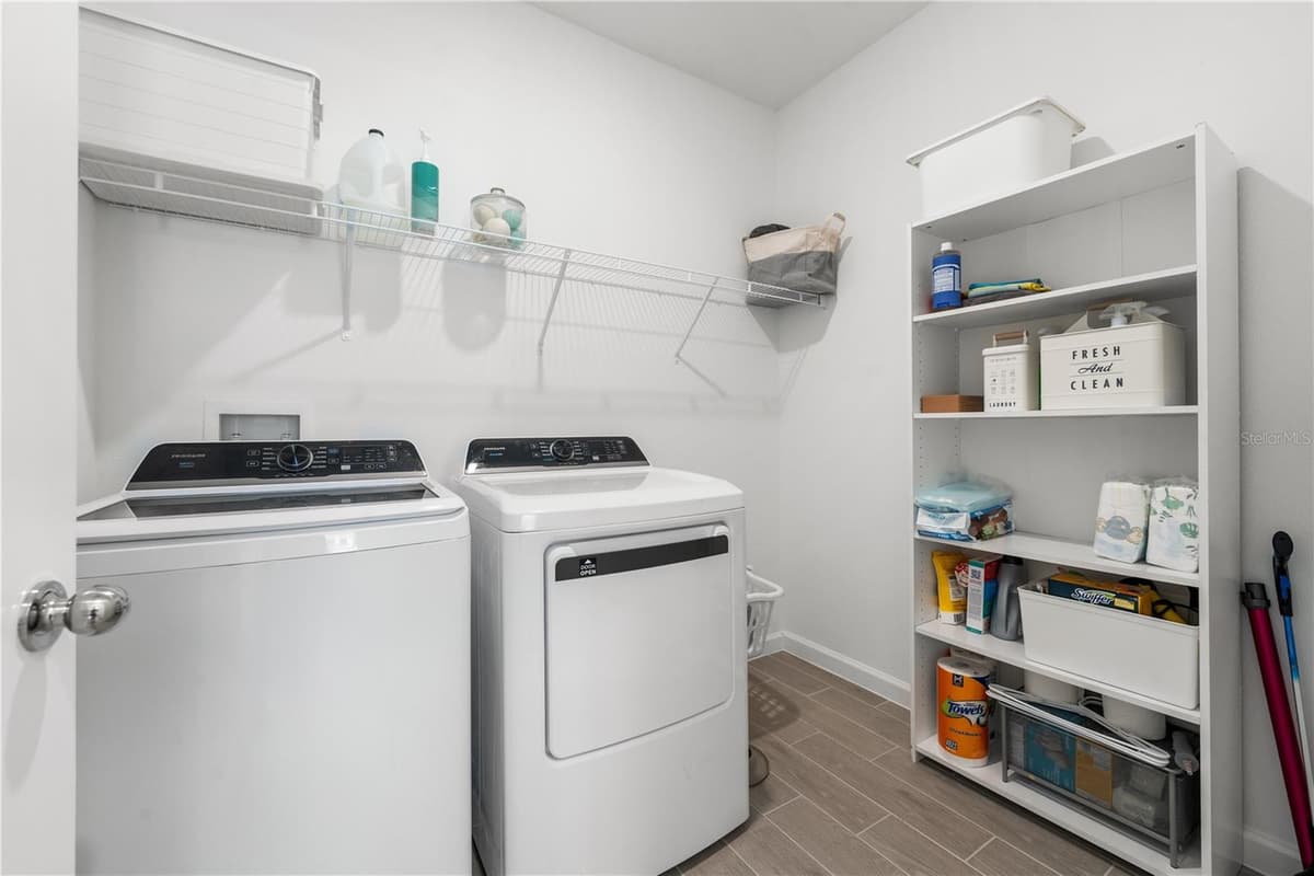 13941 CONVERGENCE BOULEVARD — photo 37 of 51