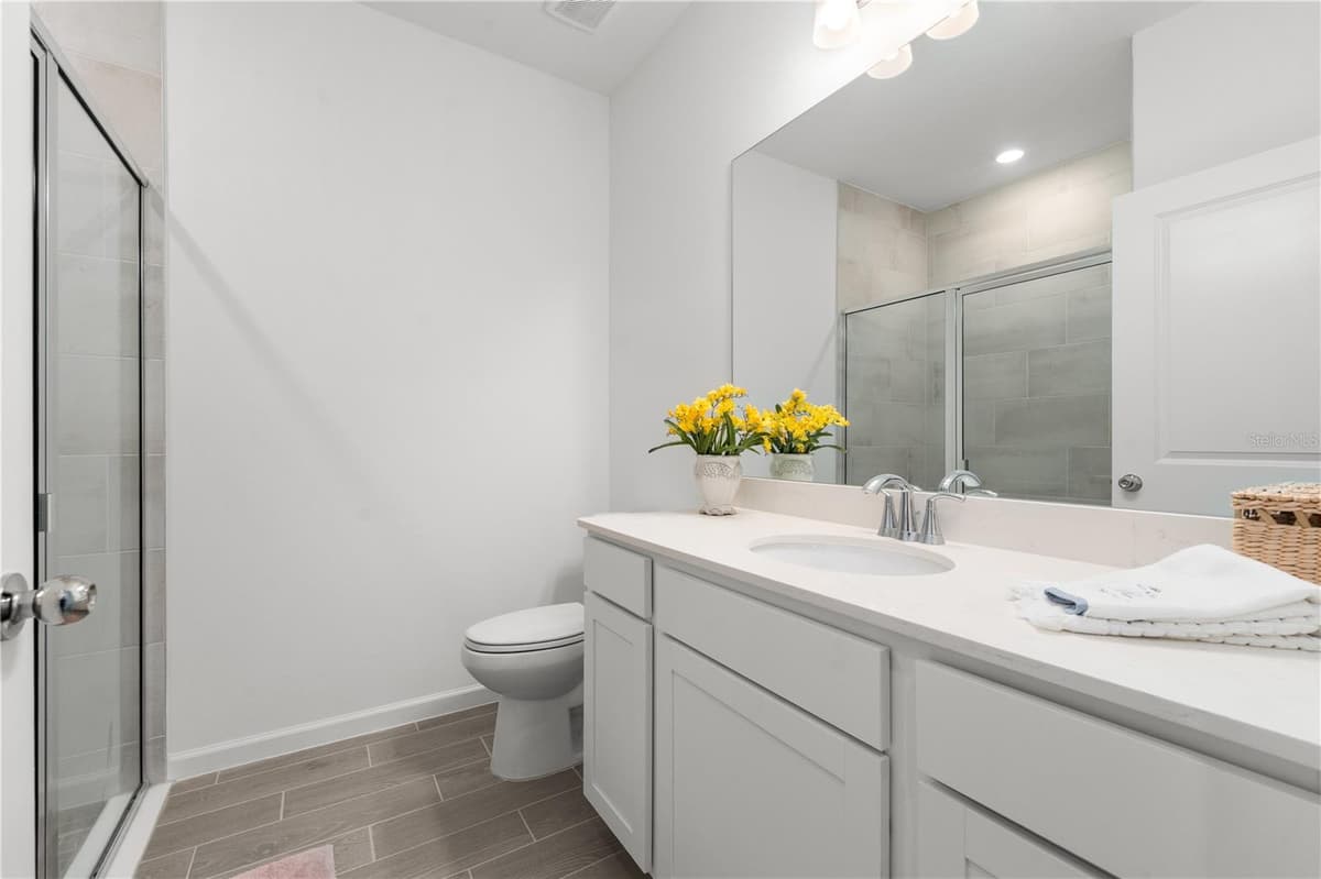 13941 CONVERGENCE BOULEVARD — photo 33 of 51