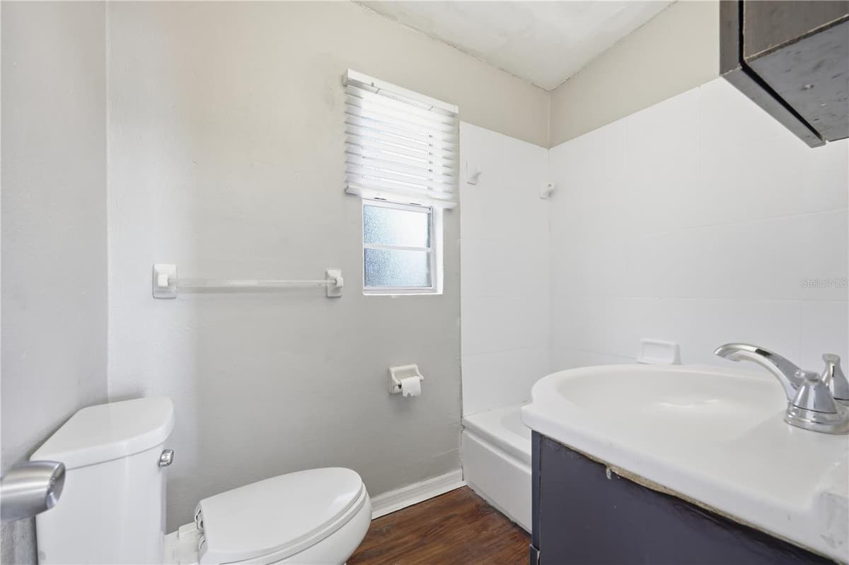 615 DANVERS STREET — photo 15 of 22