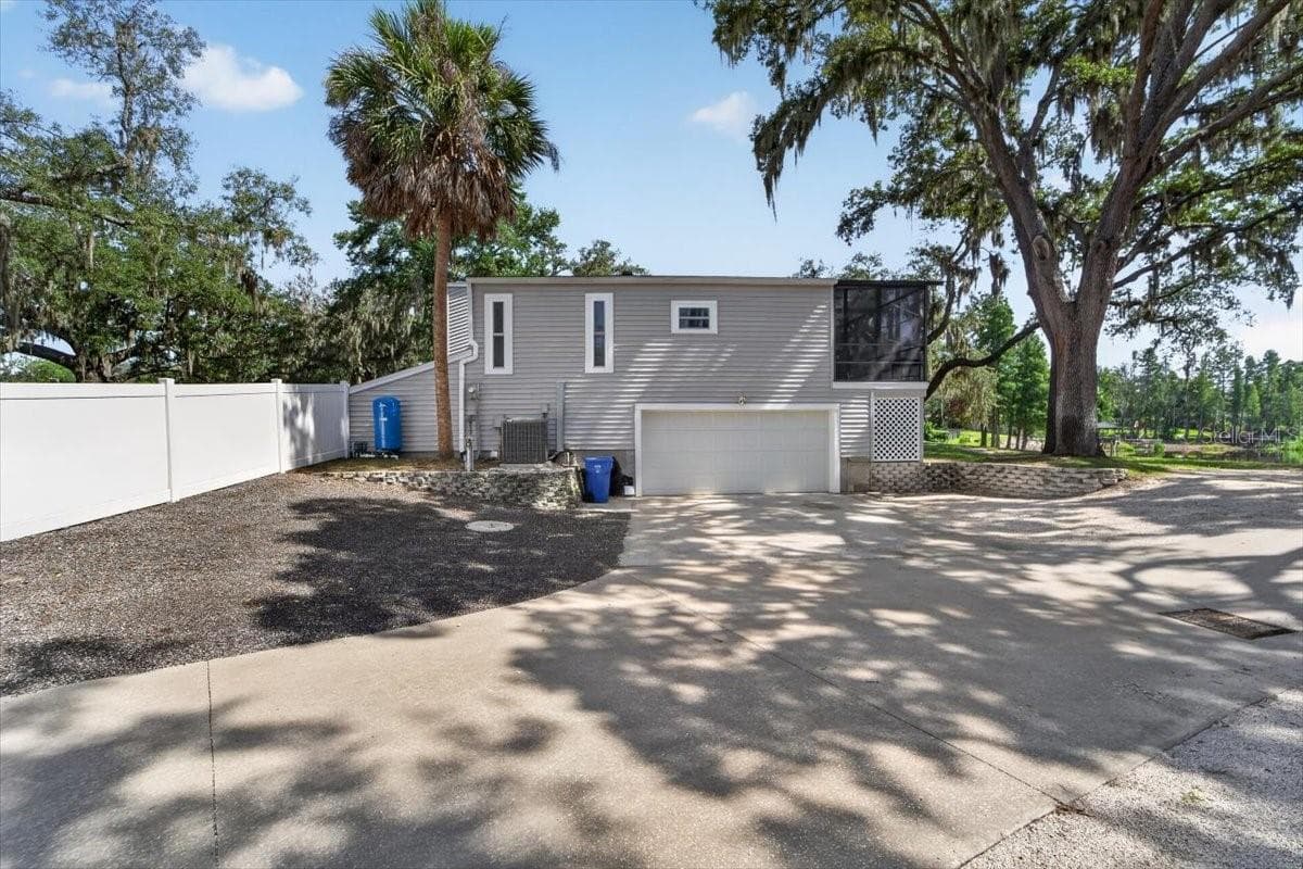 11302 SANDPINE ROAD — photo 57 of 81