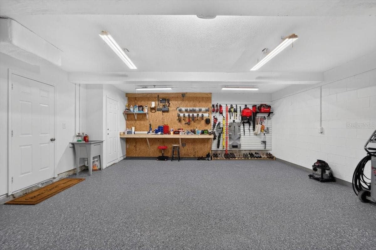 11302 SANDPINE ROAD — photo 67 of 81