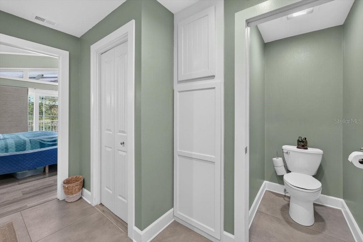 11302 SANDPINE ROAD — photo 35 of 81