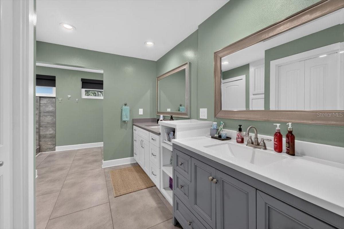 11302 SANDPINE ROAD — photo 37 of 81