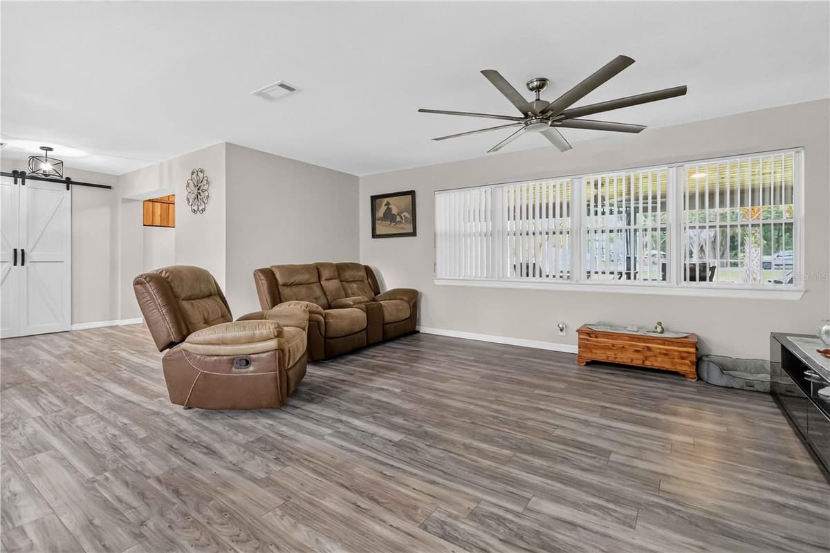 4105 RECTOR ROAD — photo 12 of 49