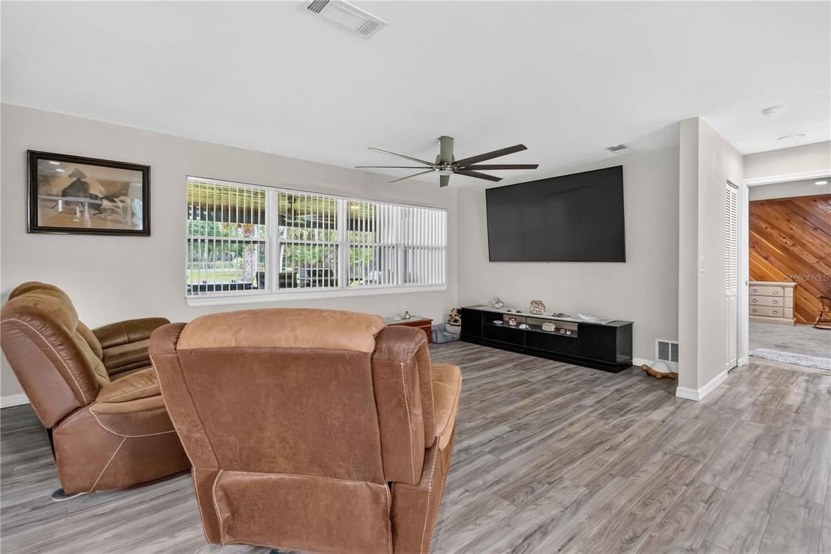 4105 RECTOR ROAD — photo 11 of 49