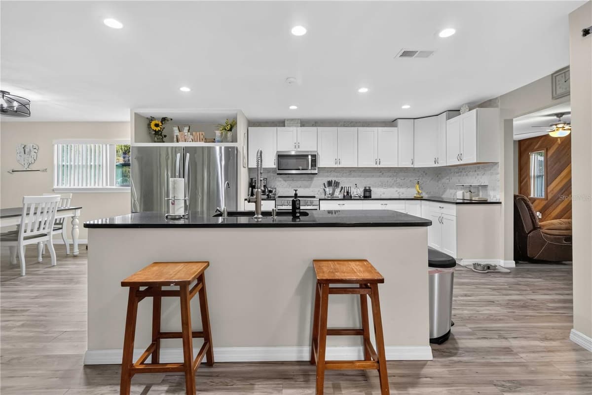 4105 RECTOR ROAD — photo 7 of 49