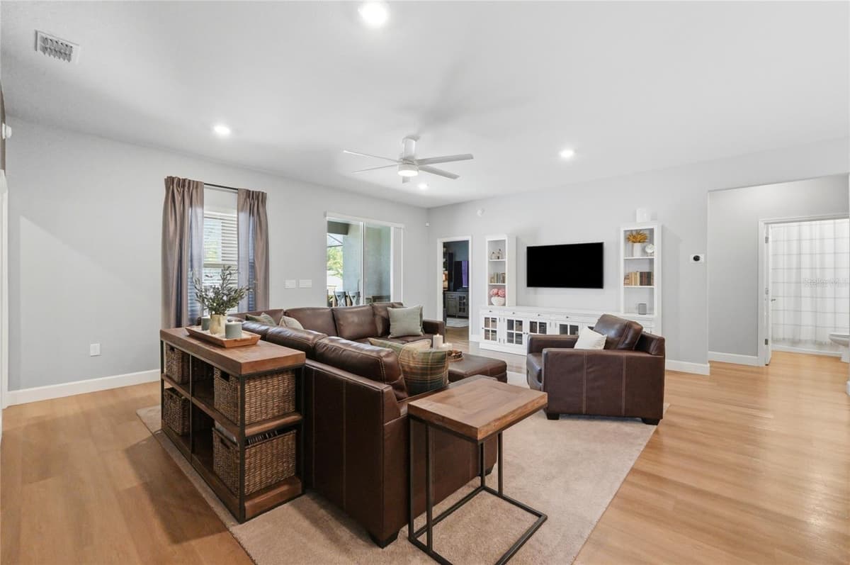 1185 SANDPIPER LOOP — photo 11 of 87