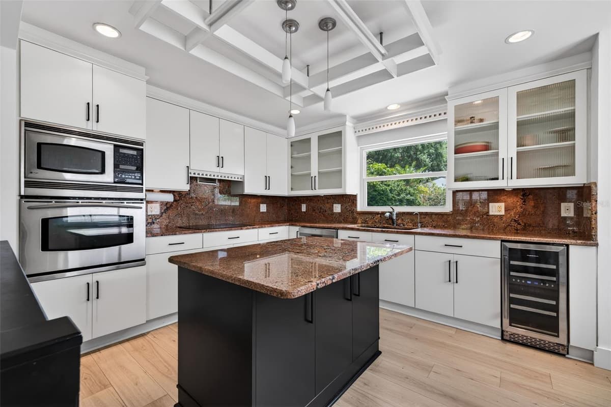 461 PONCE DE LEON BOULEVARD — photo 6 of 30