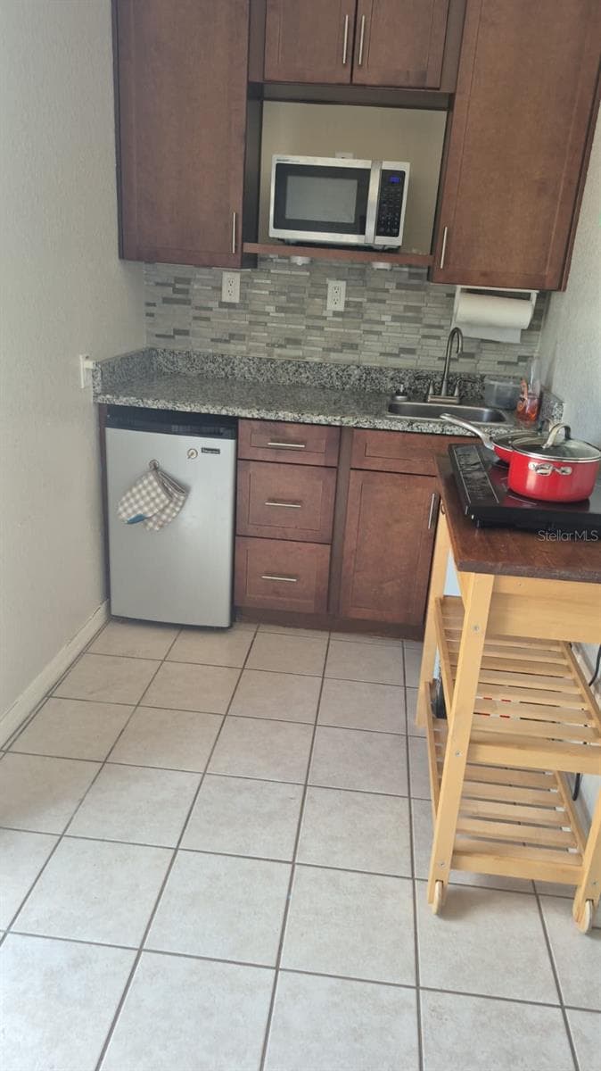 389 NOLANE LANE — photo 38 of 54