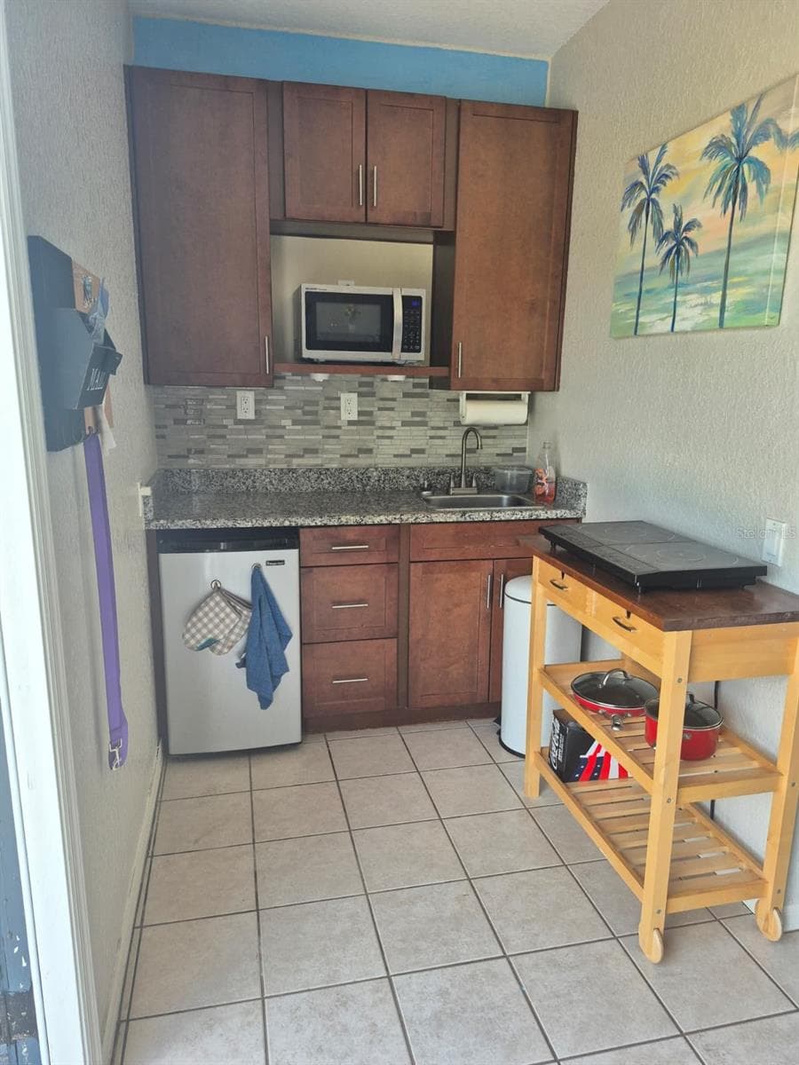 389 NOLANE LANE — photo 51 of 54