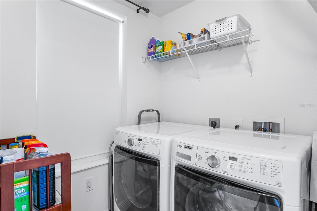 2743 1ST STREET — photo 3 of 53