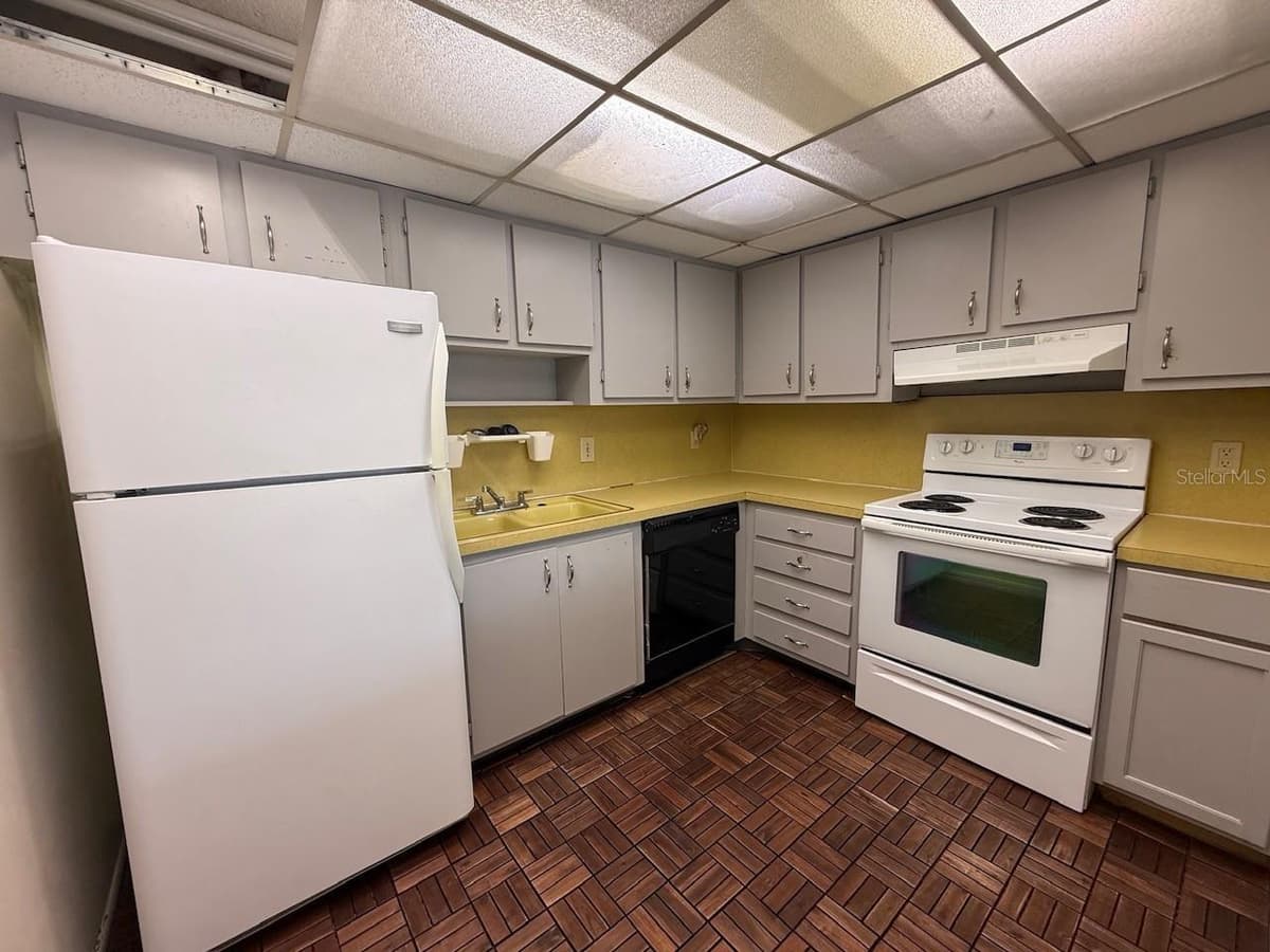 895 PARK LAKE CIRCLE — photo 5 of 12