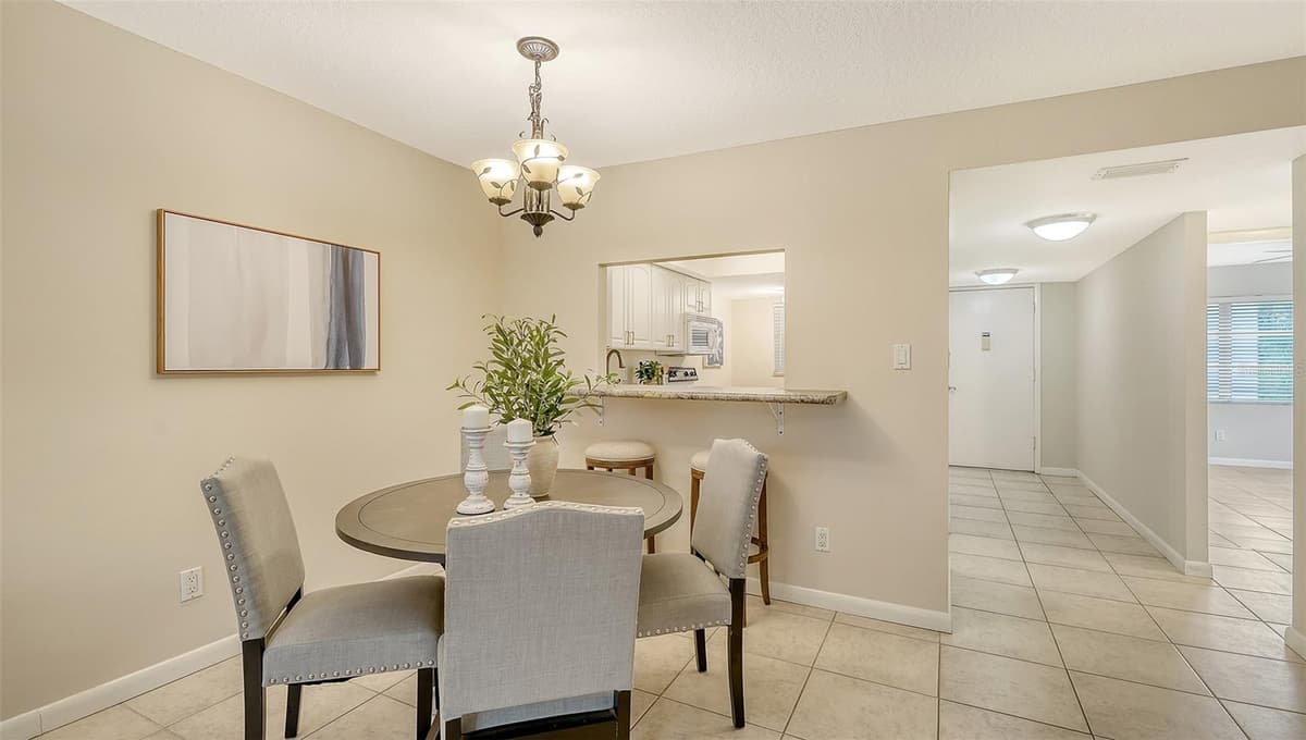 3700 OSPREY AVENUE — photo 8 of 27