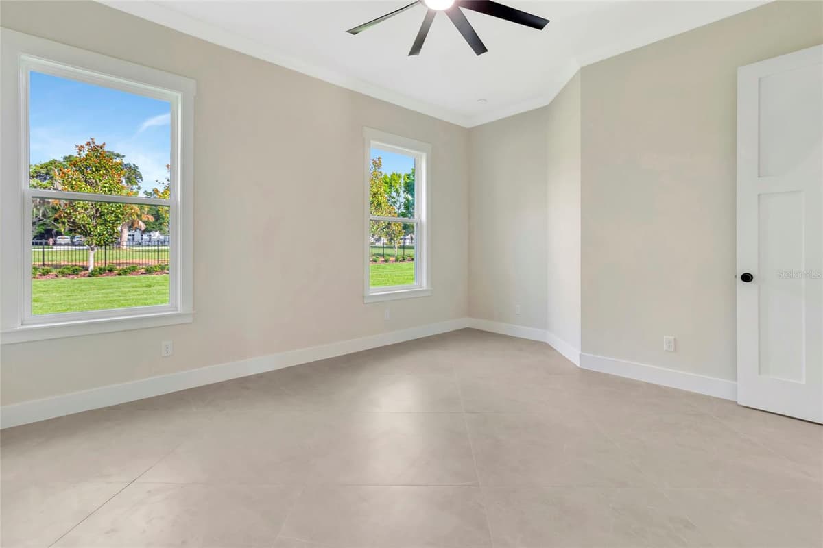 17605 NINTH STREET — photo 17 of 47