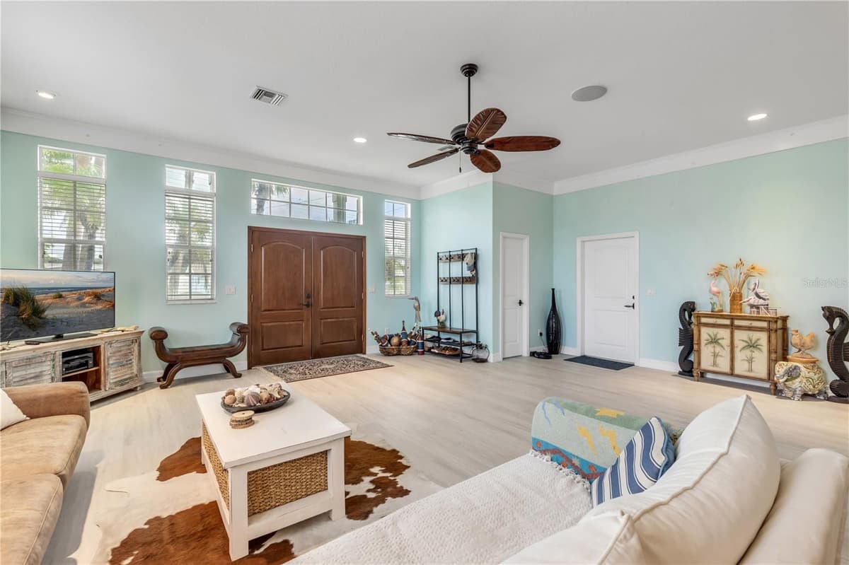 708 OCEAN AVENUE — photo 18 of 100
