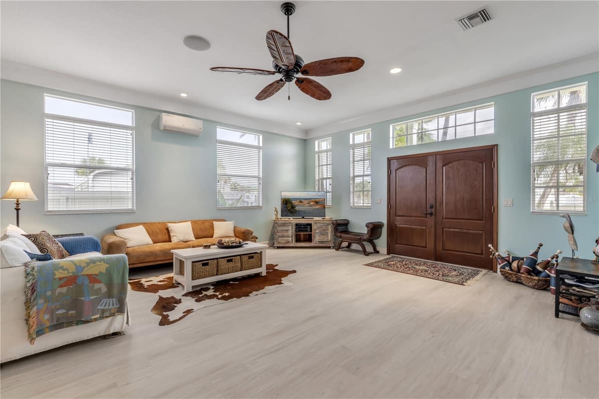 708 OCEAN AVENUE — photo 15 of 100