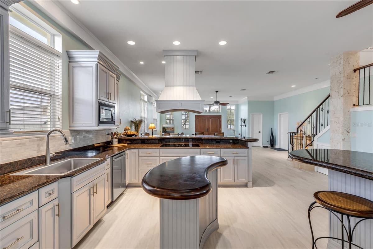 708 OCEAN AVENUE — photo 23 of 100