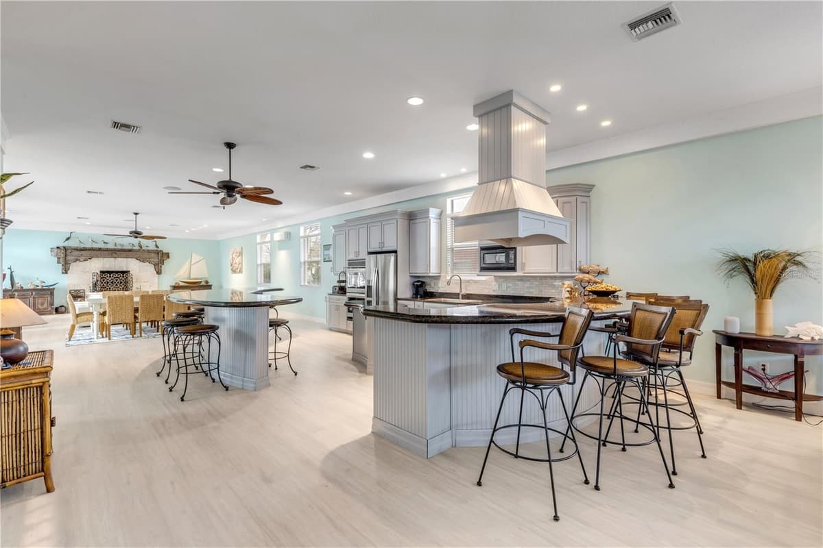708 OCEAN AVENUE — photo 20 of 100