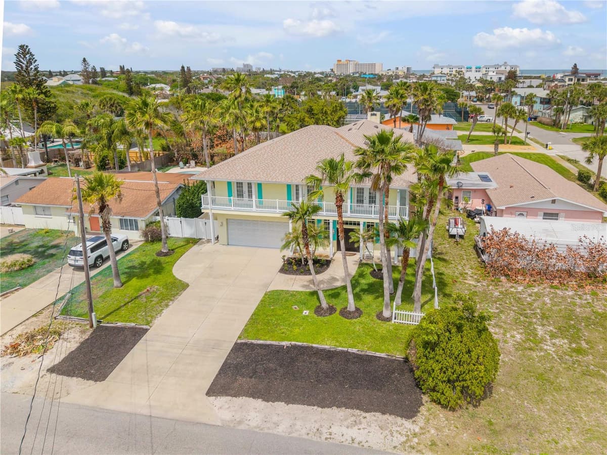 708 OCEAN AVENUE — photo 6 of 100