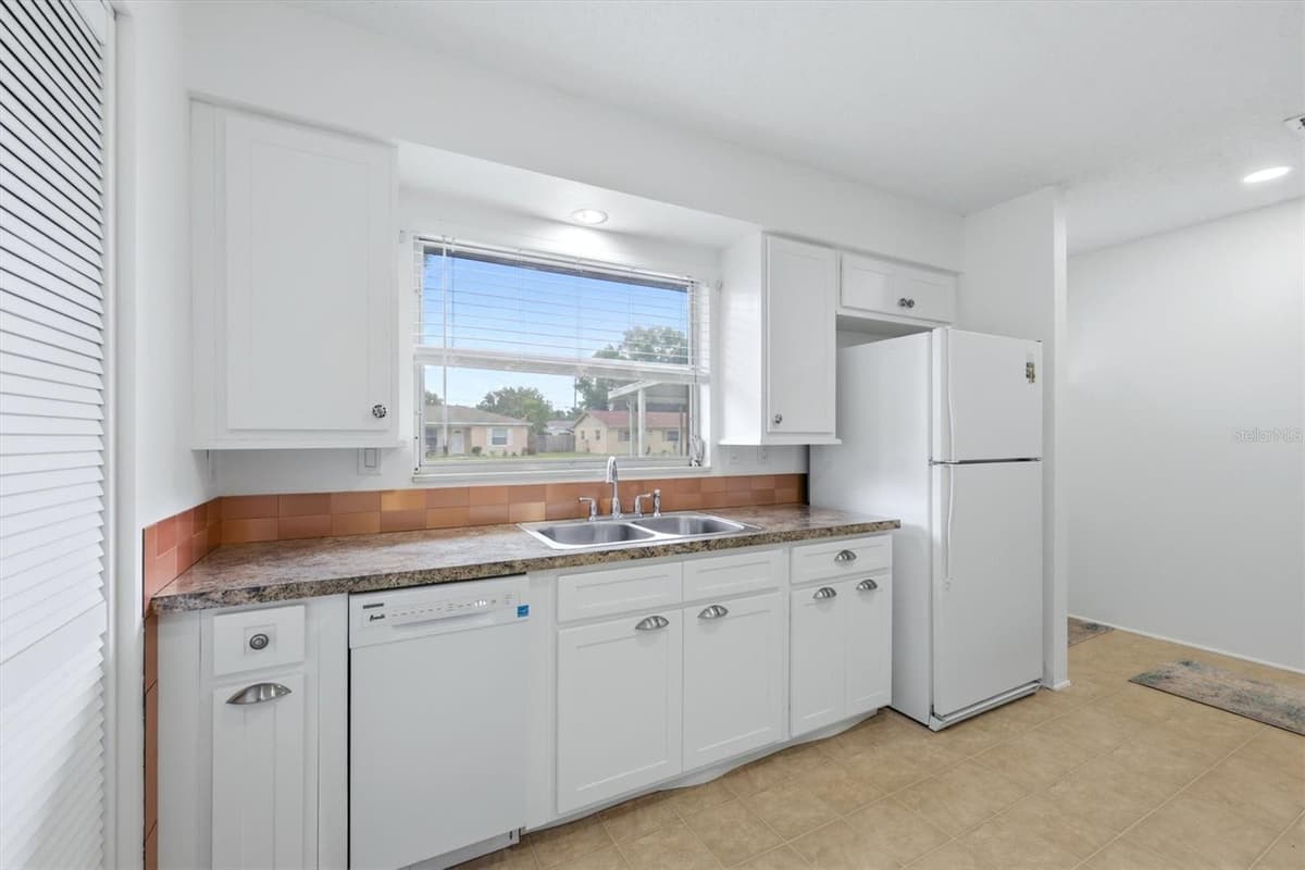 4538 PAWNEE TRAIL — photo 5 of 32