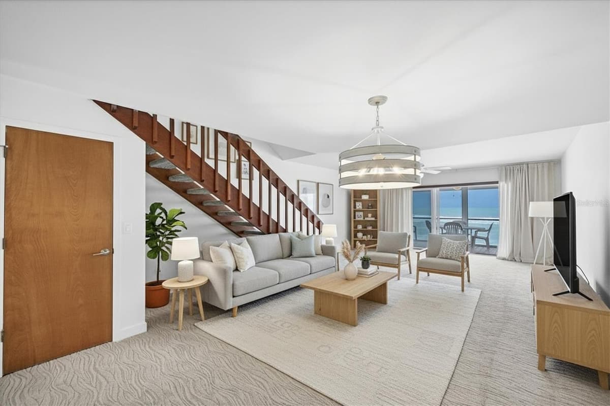 301 GULF BOULEVARD — photo 3 of 34