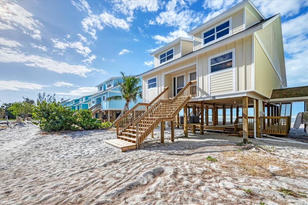 301 GULF BOULEVARD — photo 23 of 34